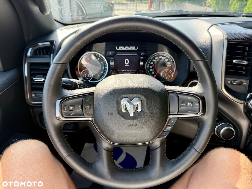 RAM 1500 - 19