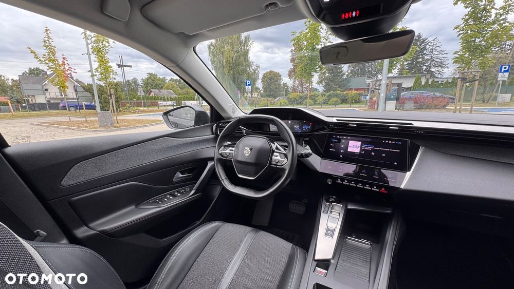 Peugeot 308 BlueHDi 130 EAT8 Allure - 25