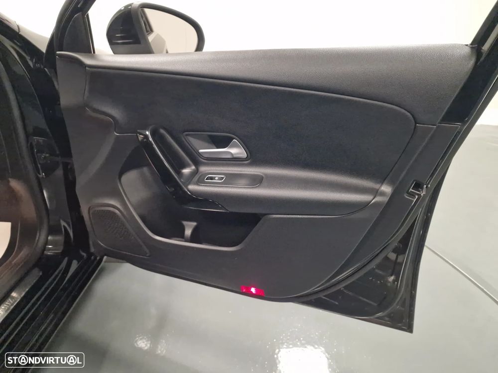 Mercedes-Benz A 180 d Style Aut. - 35