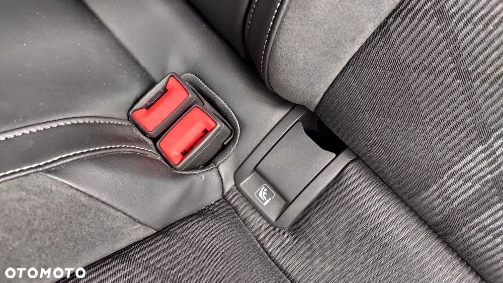 Volkswagen Golf - 38