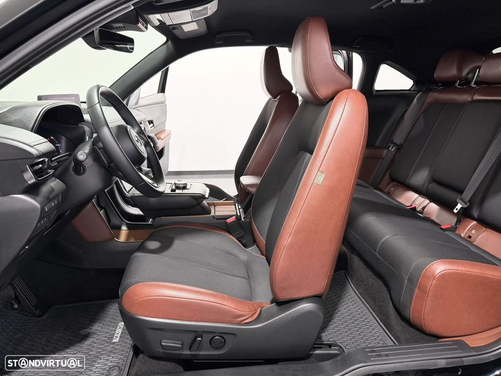 Mazda MX-30 e-SKYACTIV Confort - 37