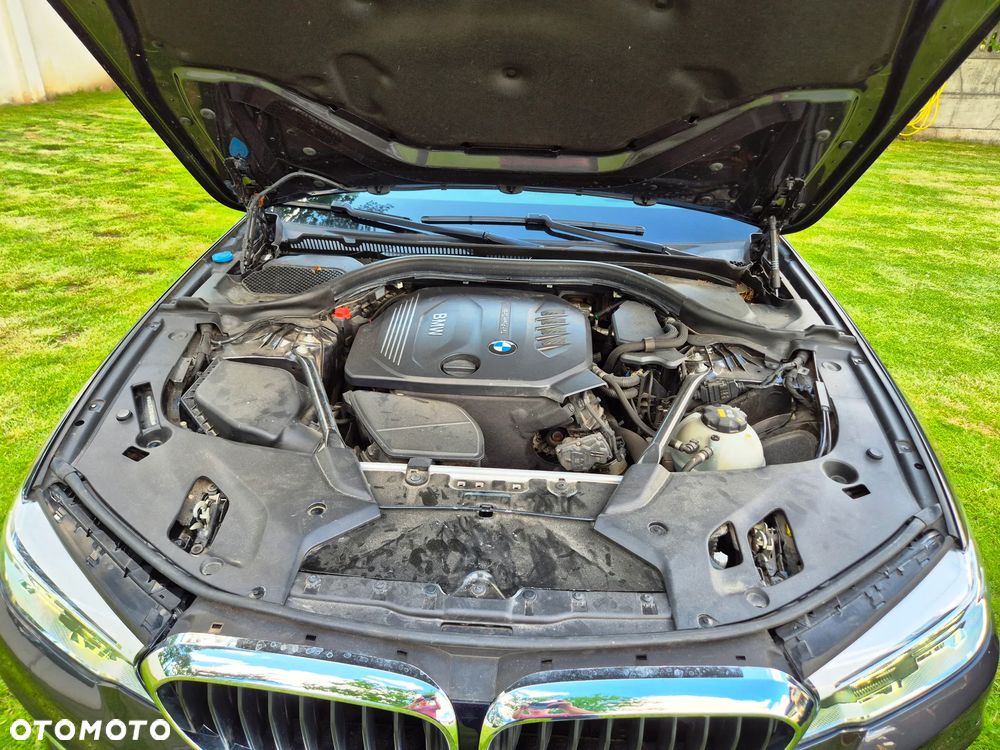 BMW Seria 5 520d xDrive Luxury Line - 34