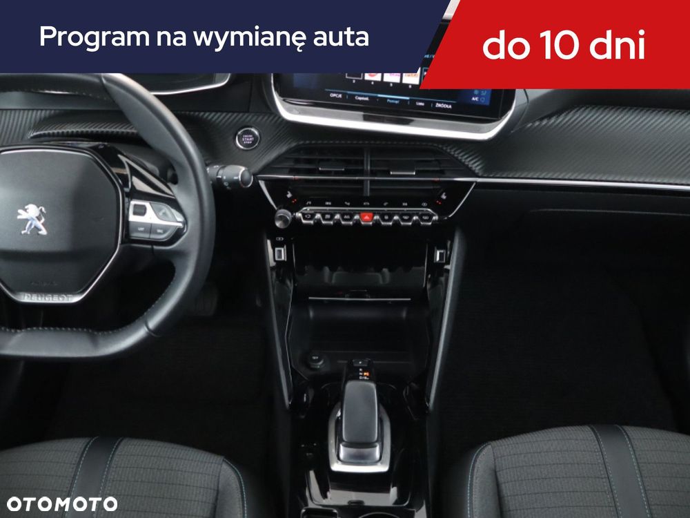 Peugeot 208 - 14