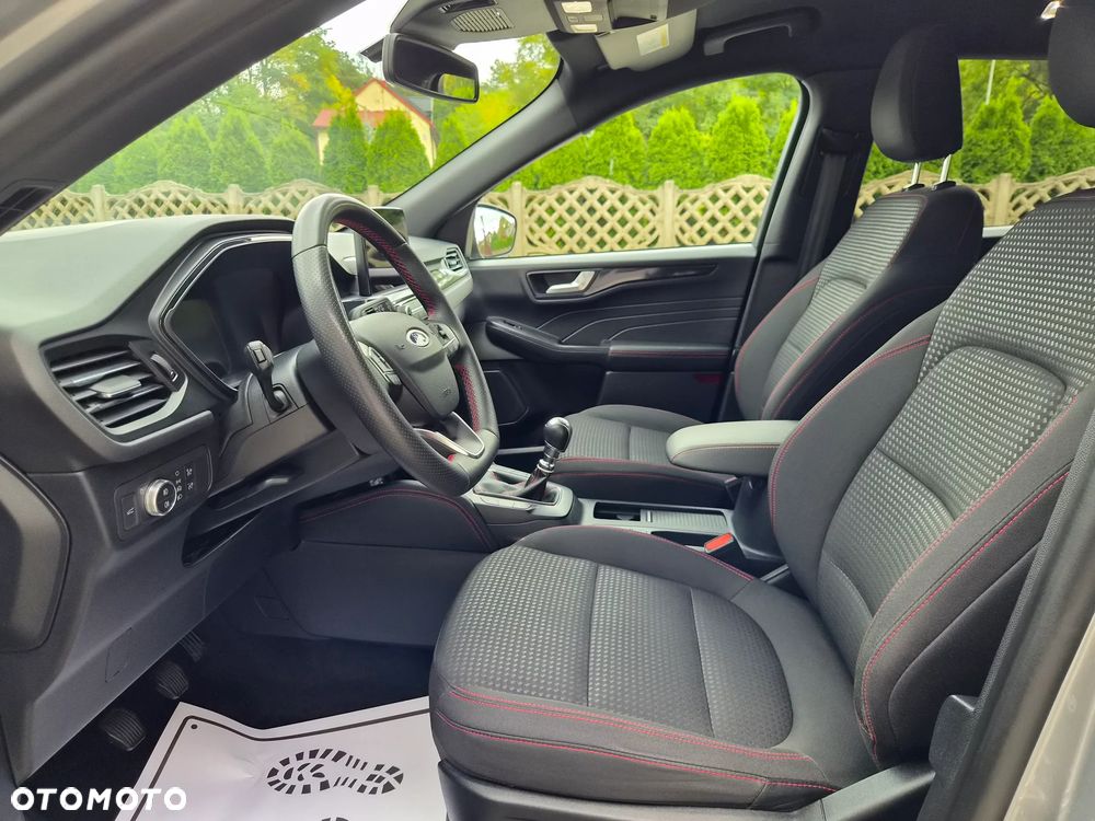 Ford Kuga - 18