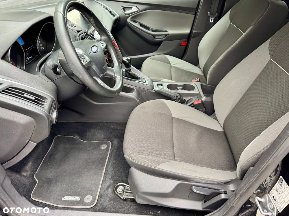 Ford Focus 1.6 Ti-VCT Champions Edition - 8
