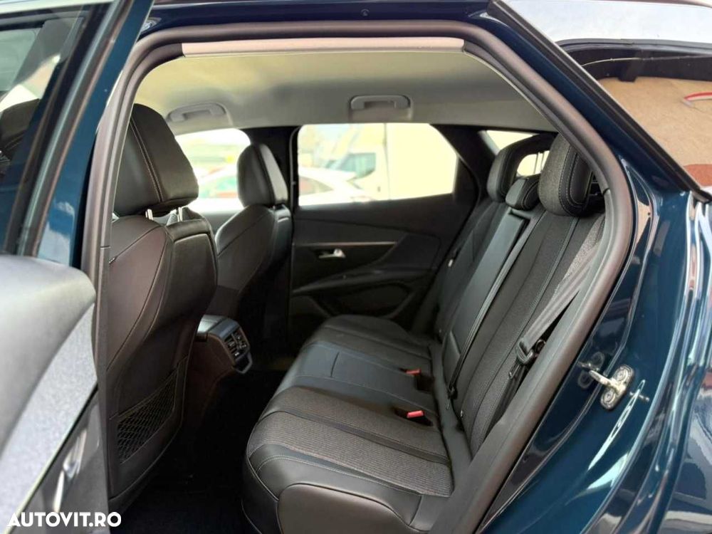 Peugeot 3008 - 17