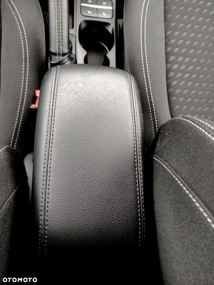 Ford Fiesta 1.0 EcoBoost Powershift Titanium - 19