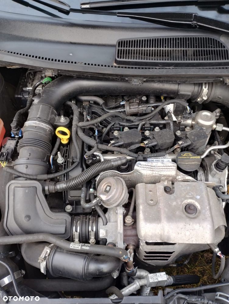 Ford Fiesta 1.0 EcoBoost Titanium - 8