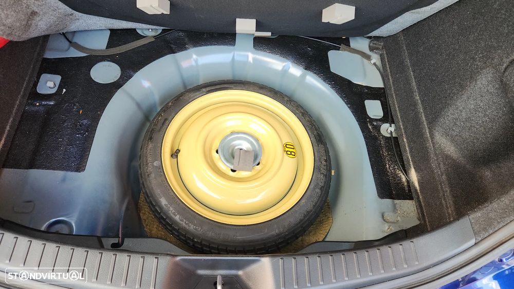 Mazda 3 MZ-CD 1.6 Exclusive - 27