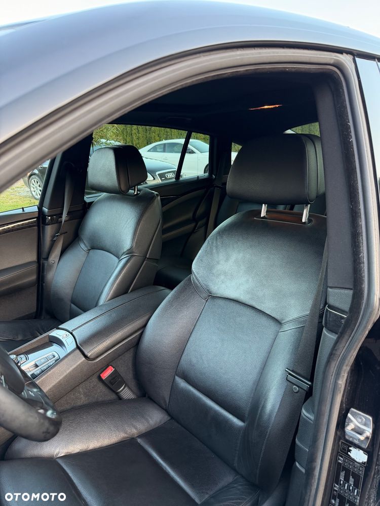 BMW Seria 5 - 10