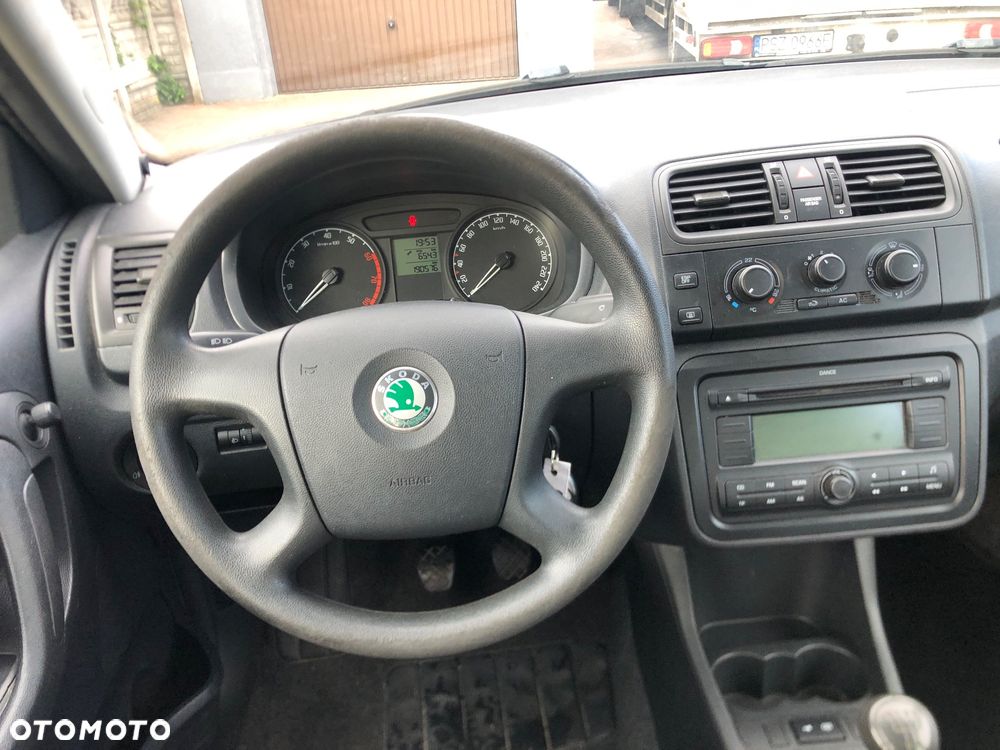 Skoda Fabia 1.4 16V Fun - 6
