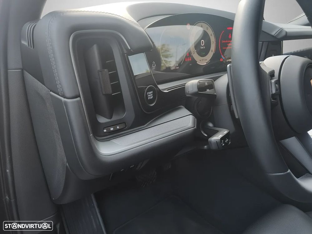 Porsche Cayenne Coupé E-Hybrid - 21