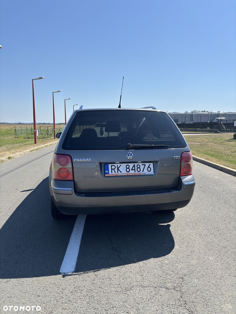 Volkswagen Passat - 6
