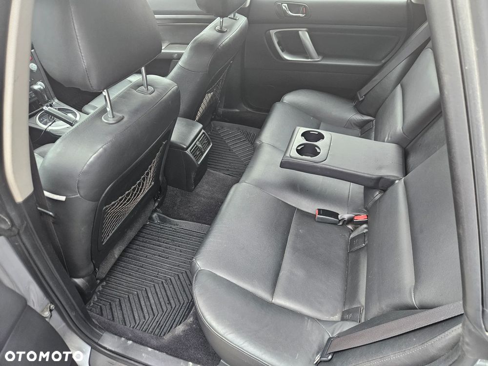 Subaru Legacy 2.5RC 000 - 8