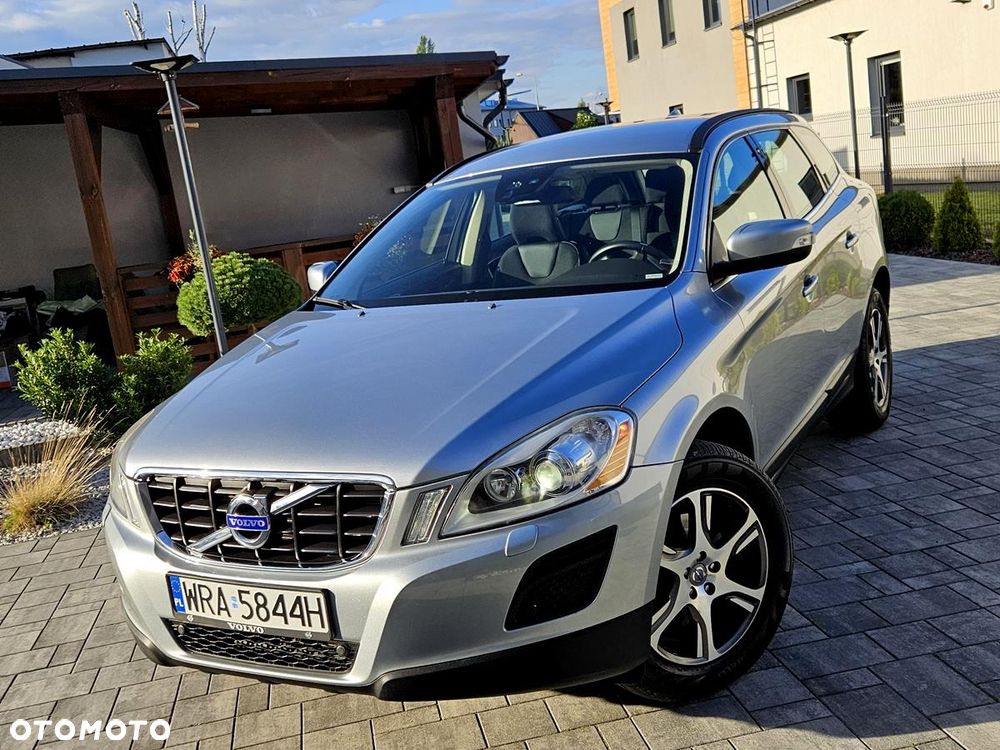 Volvo XC 60 D3 Momentum - 3