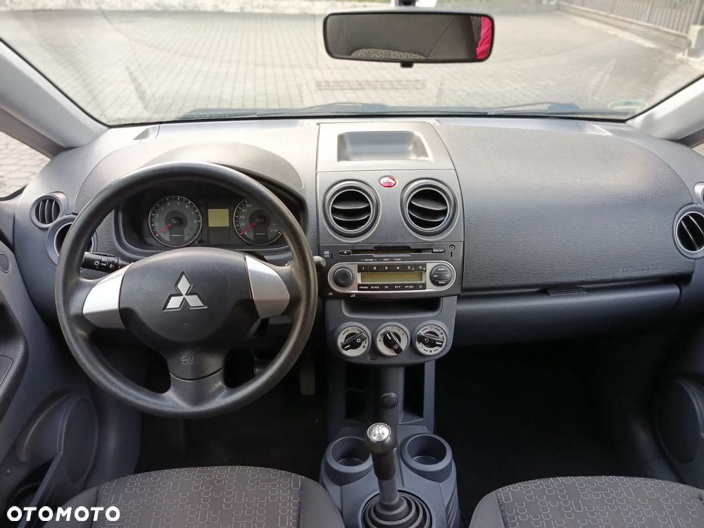 Mitsubishi Colt 1.1 Entry / Inbusiness EU5 - 9