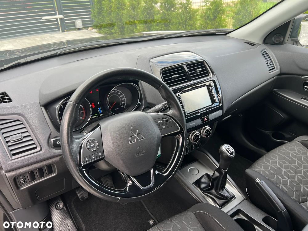 Mitsubishi ASX 2.0 2WD Intro Edition+ - 27
