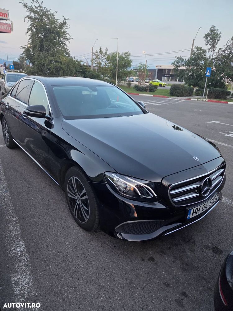Mercedes-Benz E 220 d 4Matic 9G-TRONIC Avantgarde - 3