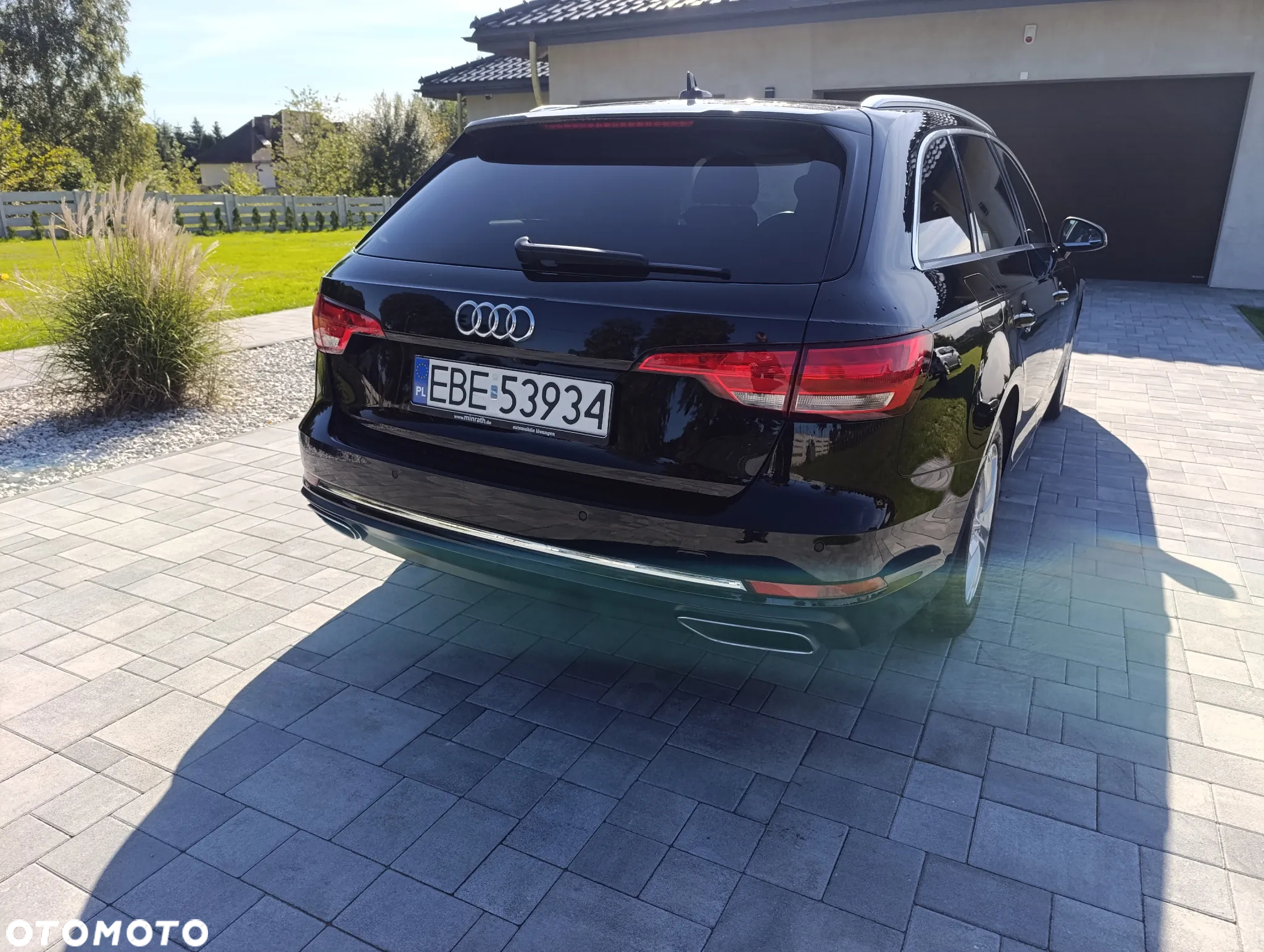 Audi A4 - 4
