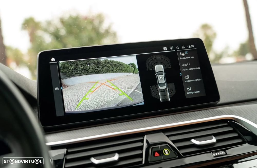 BMW 530 e Pack M - 28