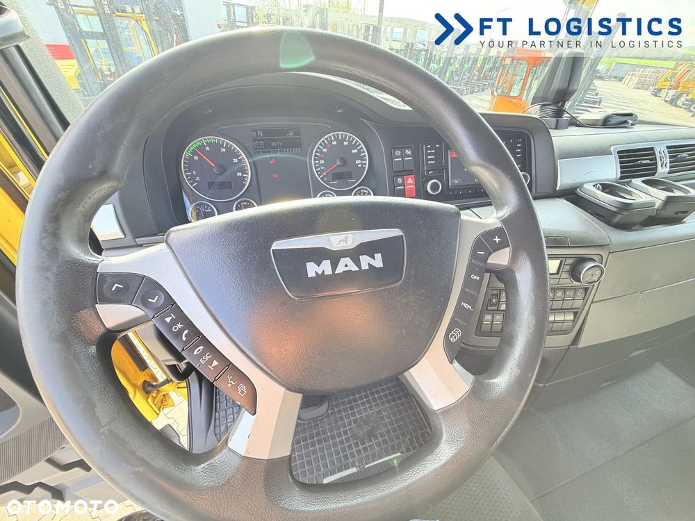 MAN TGX 18.440 / AUTOMAT / STANDARD / RETARDER / ZBIORNIKI PALIWA 1160L / DWA ŁÓŻKA / LODÓWKA - STAN IDEALNY - 32