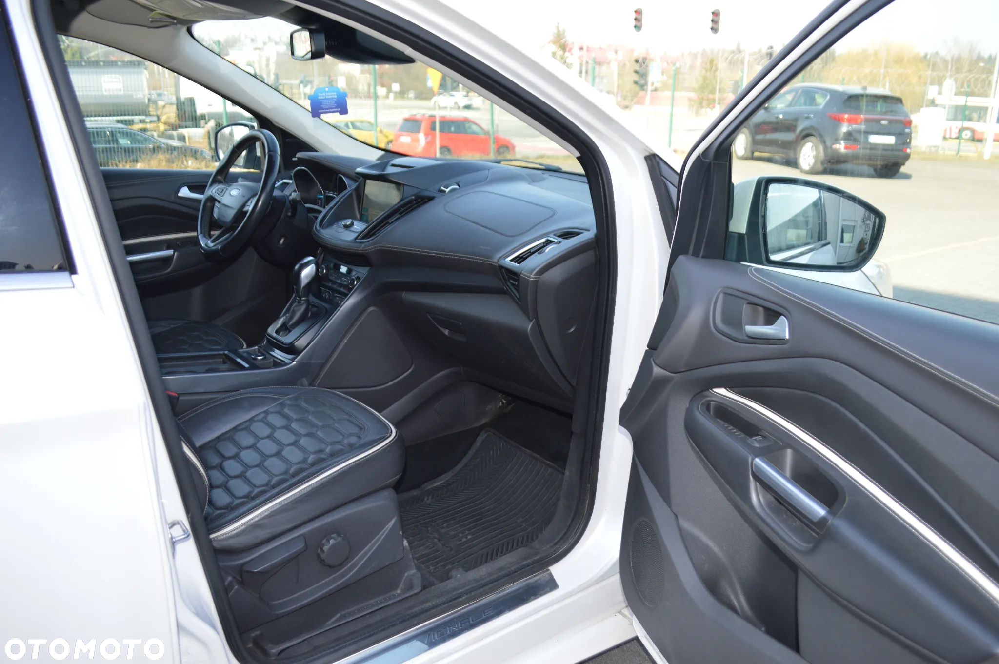 Ford Kuga Vignale 2.0 TDCi AWD - 12