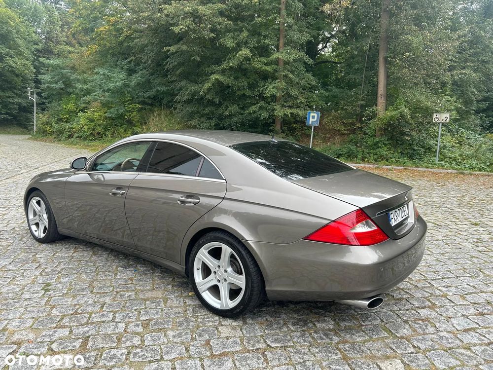 Mercedes-Benz CLS 500 - 9