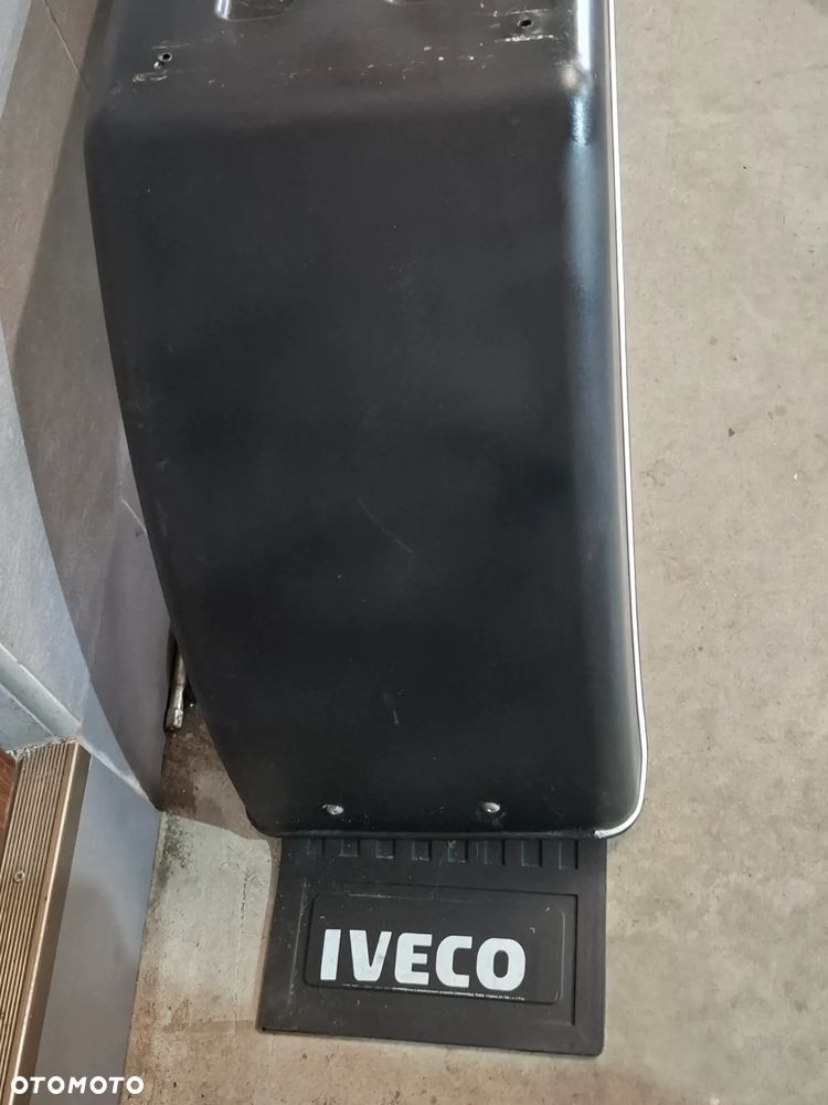 Nadkole prawy tył Iveco Daily 2019 rok - 2