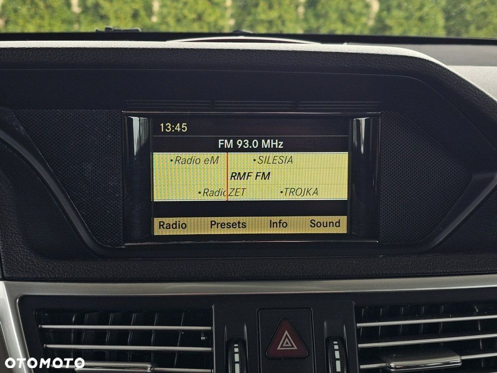 Mercedes-Benz Klasa E - 19