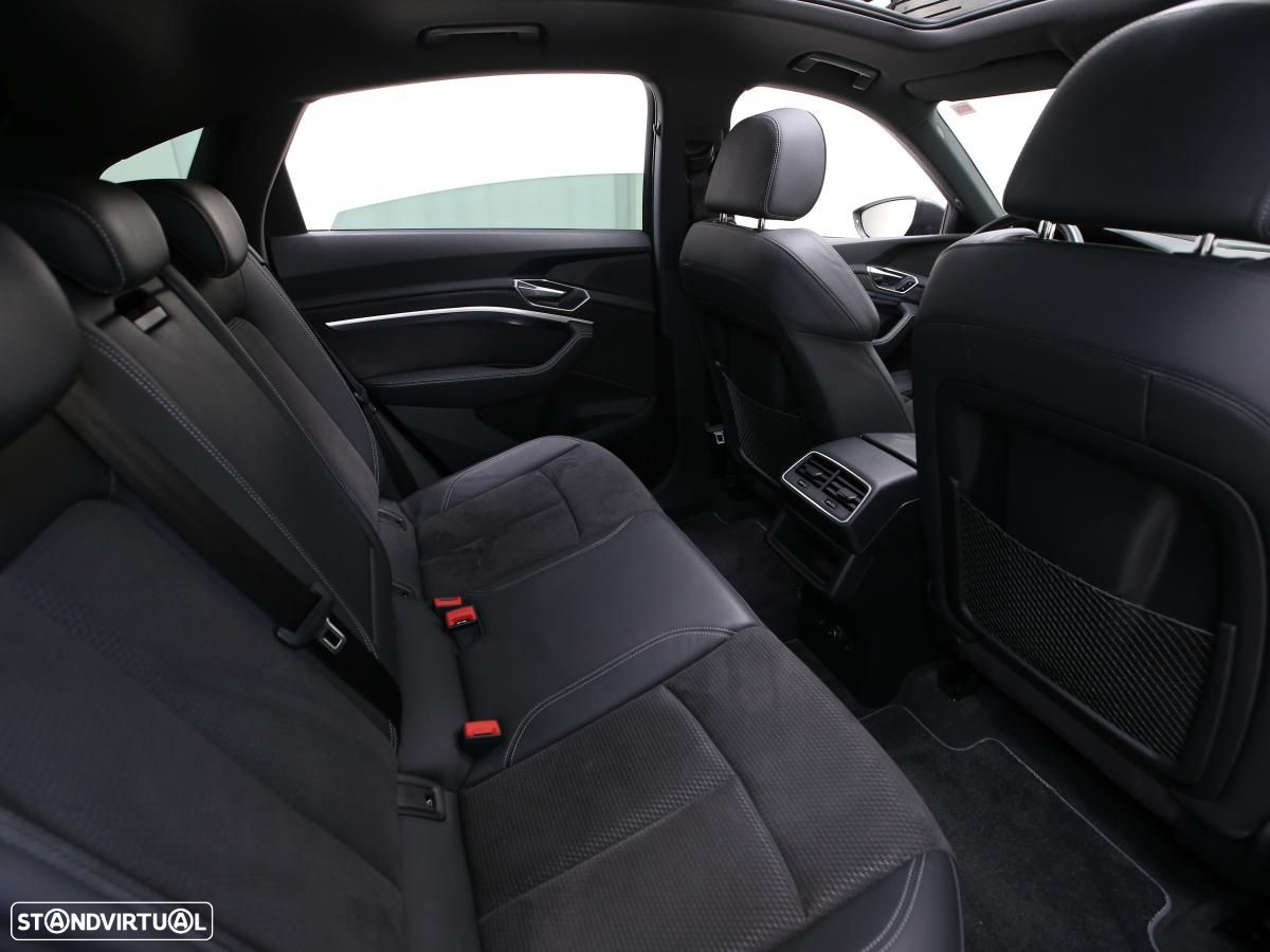 Audi e-tron Sportback 50 quattro S line - 12