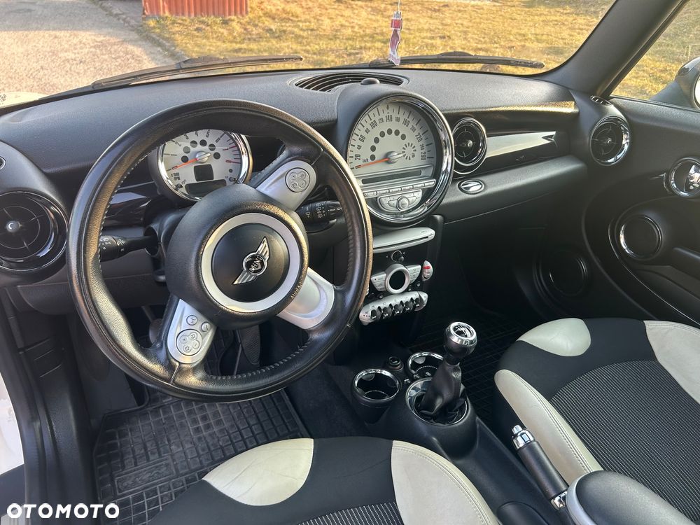 MINI Clubman Cooper - 12