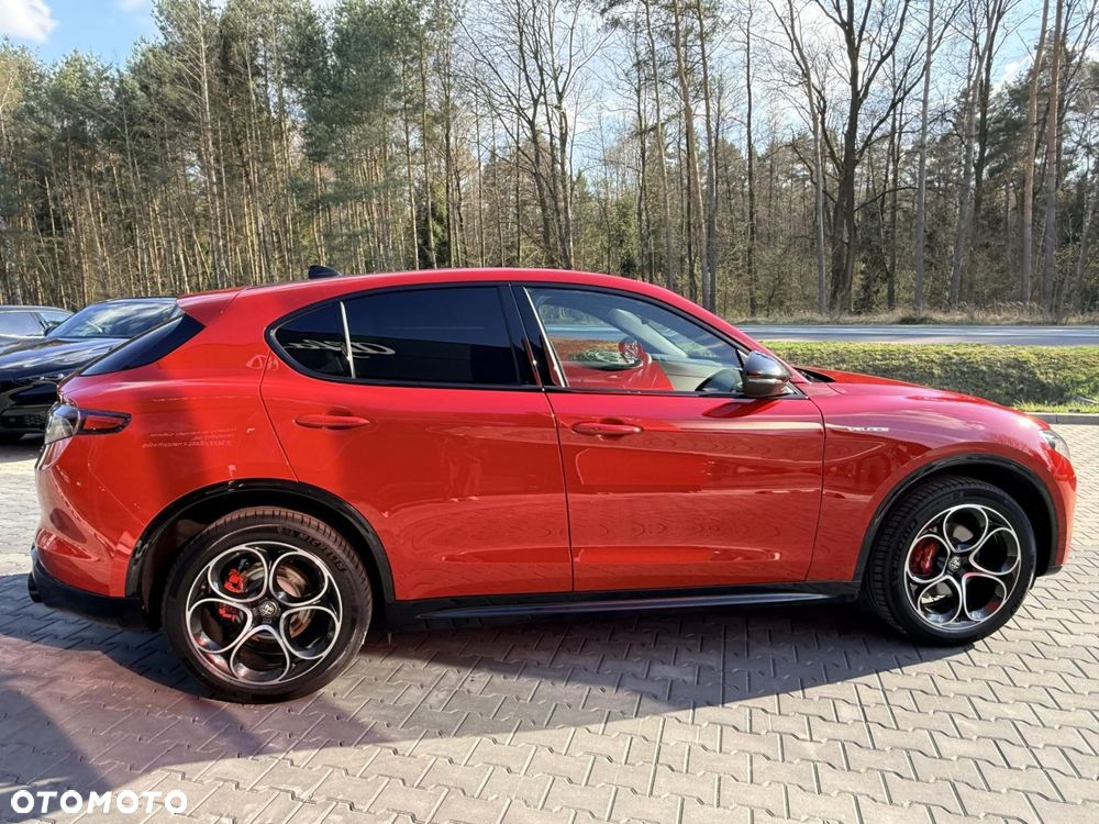 Alfa Romeo Stelvio - 17