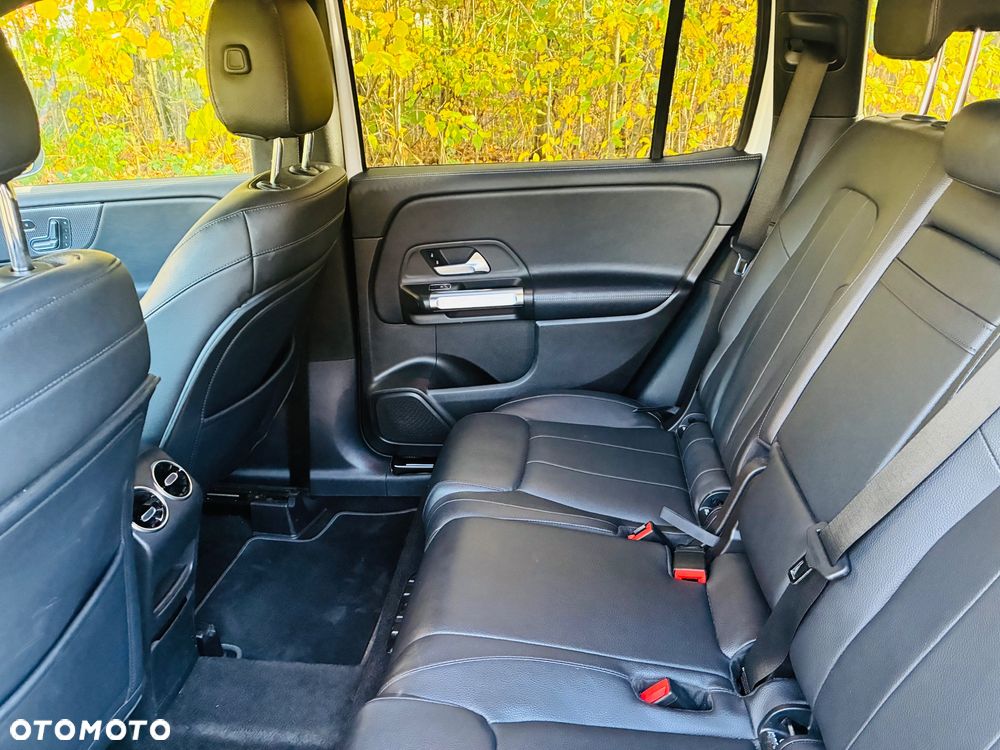 Mercedes-Benz GLB 250 4-Matic 8G-DCT - 9