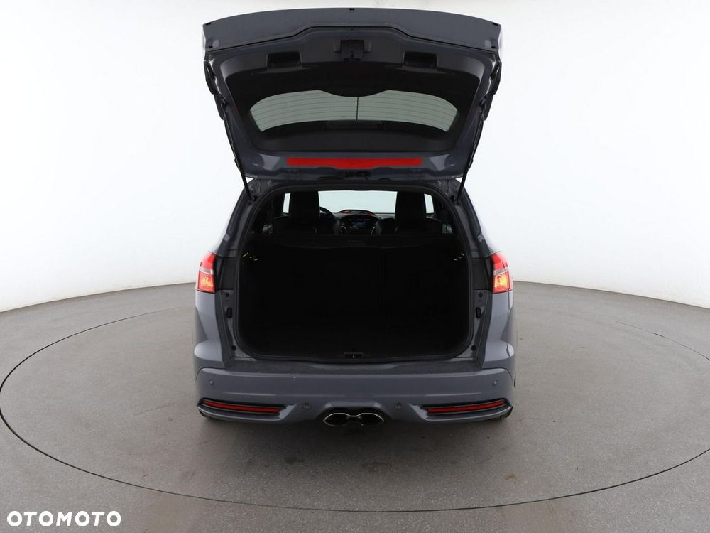 Ford Focus 2.0 EcoBoost ST - 20