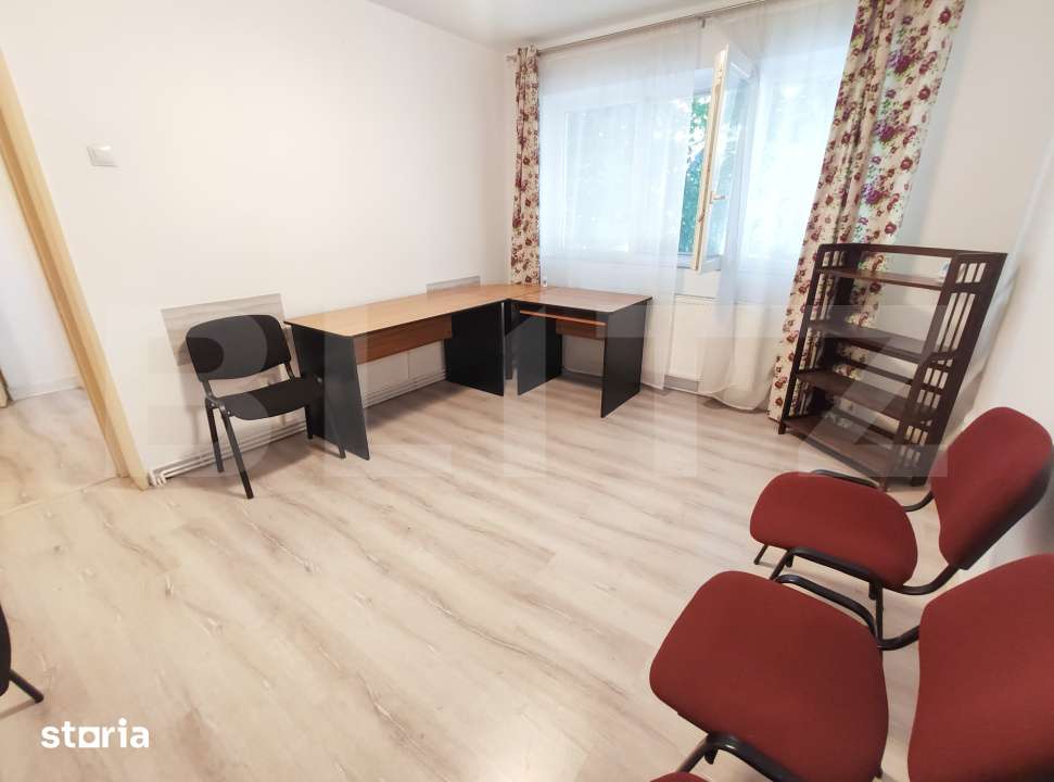 Spatiu birou 30 mp, 2 camere, balcon, zona Centrala - Tribunal — fotografia 1