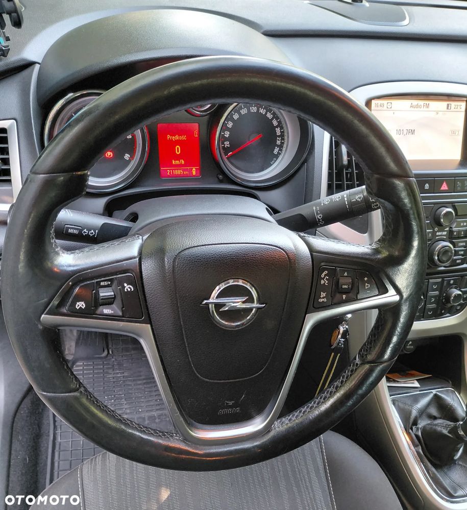 Opel Astra 1.7 CDTI DPF Cosmo - 22