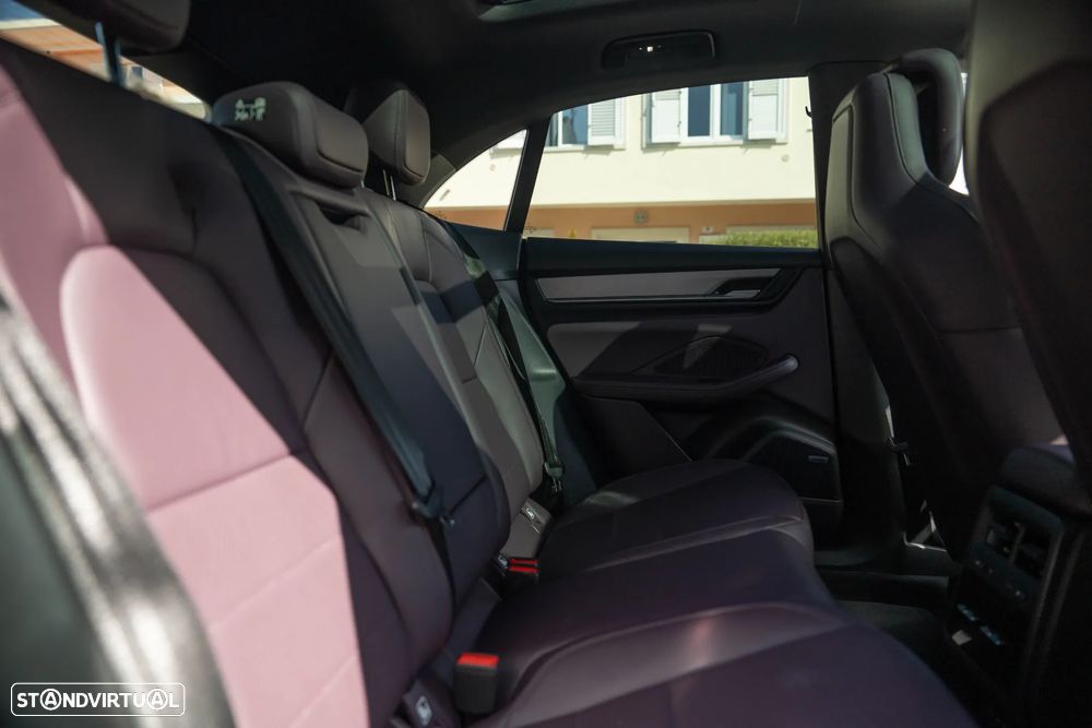 Porsche Macan Electric 4 - 39