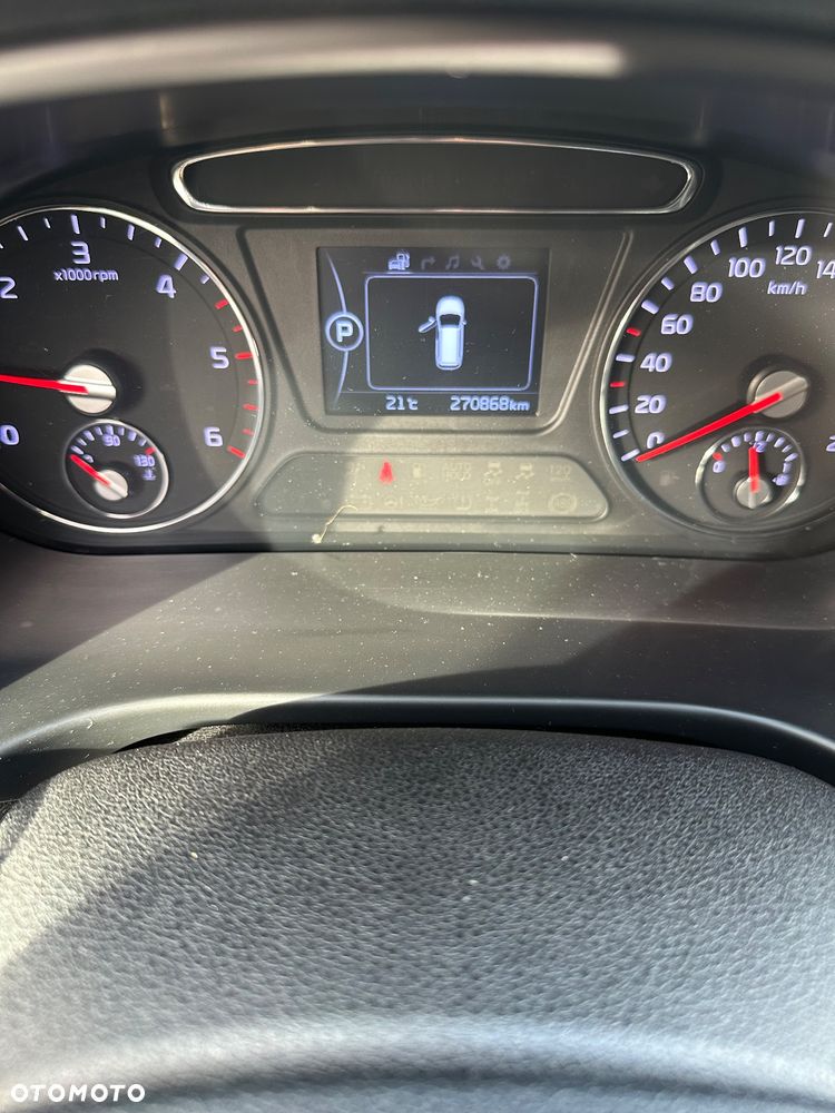 Kia Sorento 2.0 CRDI M - 5