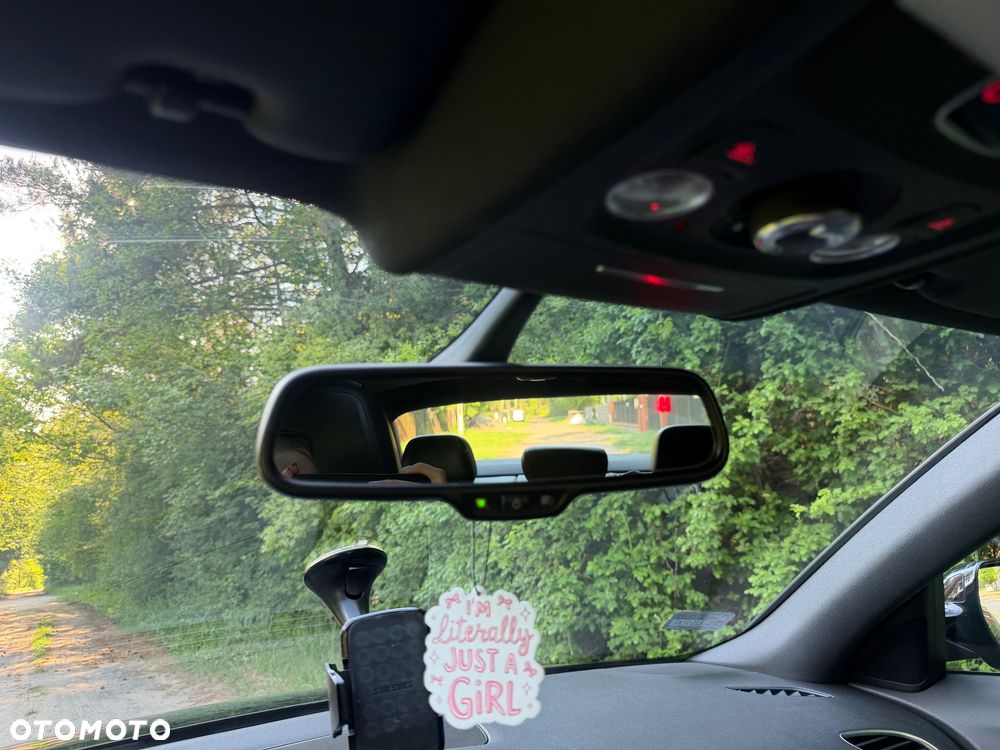 Audi A4 Limousine - 20