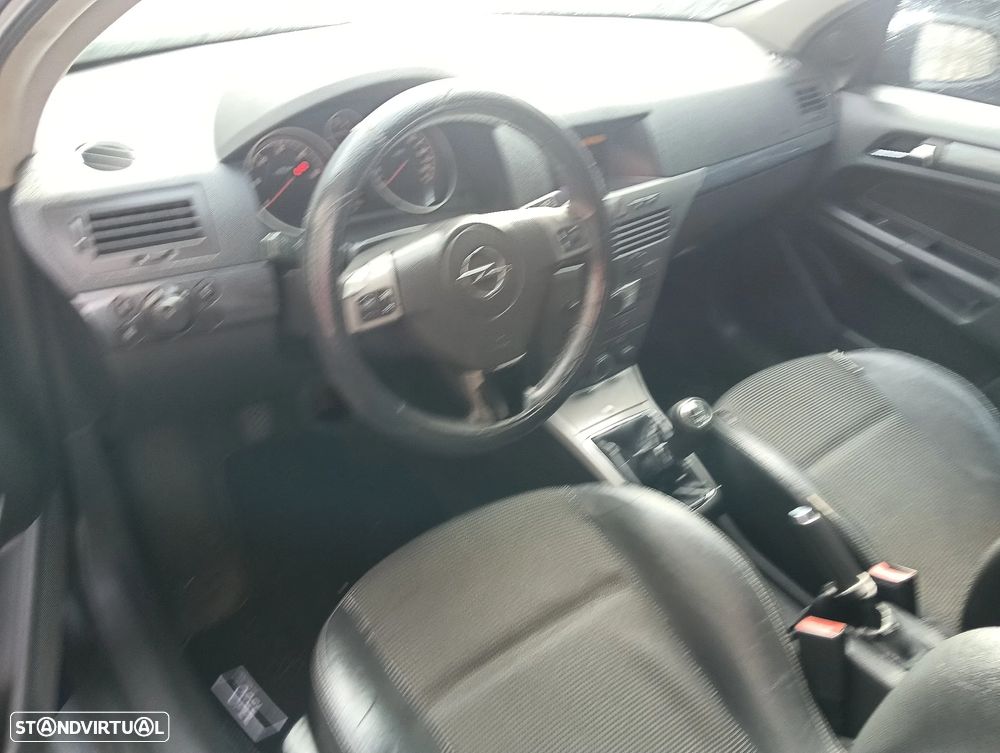 Opel Astra Caravan 1.9 CDTi Cosmo - 7