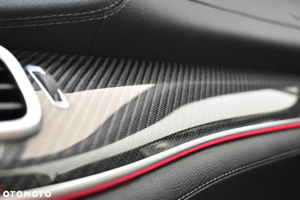 Mercedes-Benz GLS - 19