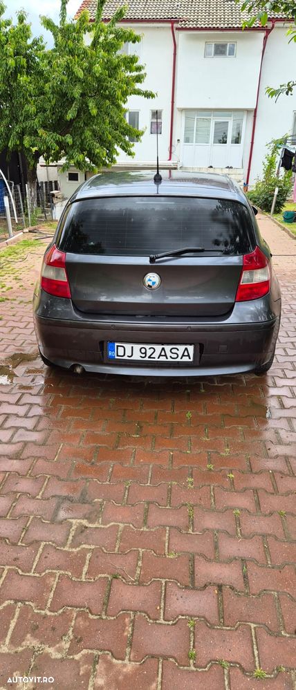 BMW Seria 1 120d - 6