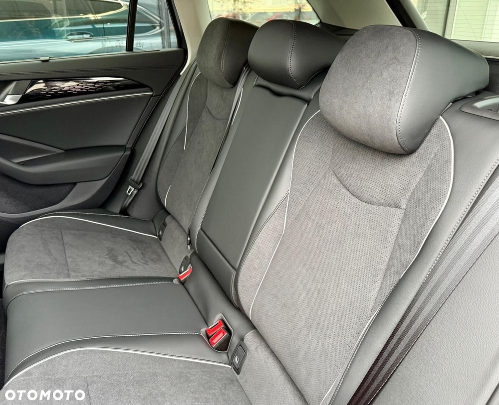 Volkswagen Passat 2.0 TDI SCR Business Plus DSG - 30