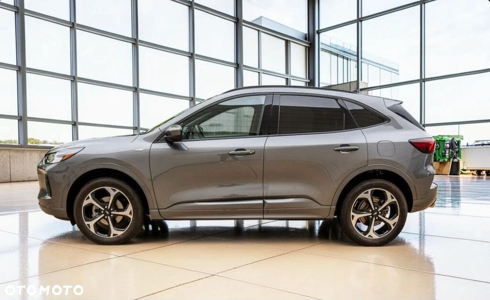 Ford Escape 2.0 EcoBoost AWD Titanium - 12