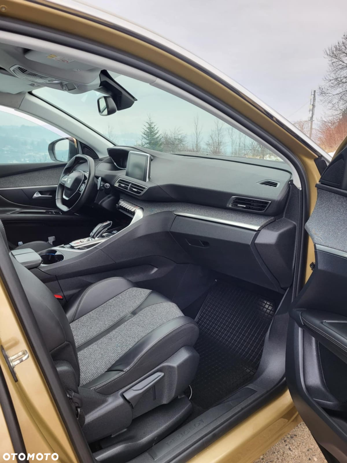 Peugeot 3008 PureTech 130 Stop & Start GPF EAT8 Allure Business-Paket - 13