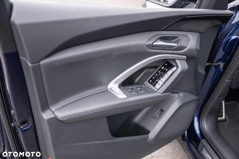 Audi Q5 Sportback - 15