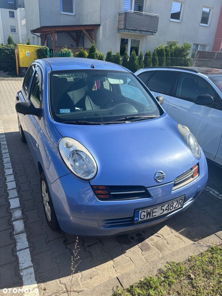 Nissan Micra - 1