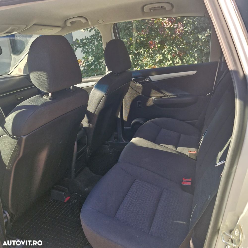 Mercedes-Benz B 200 - 8