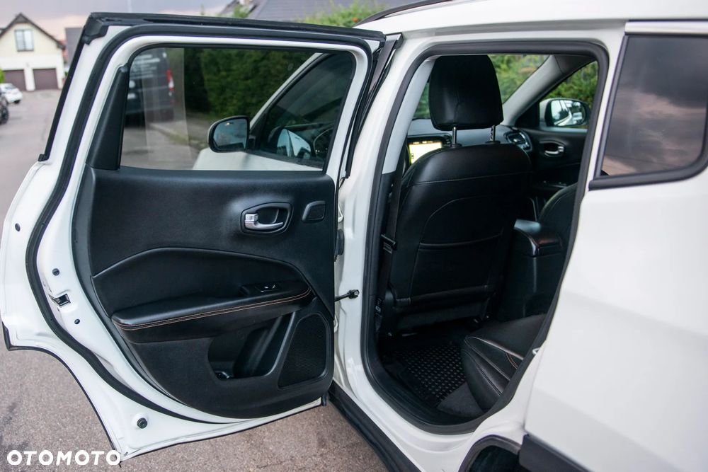 Jeep Compass 1.4 MultiAir Limited - 30