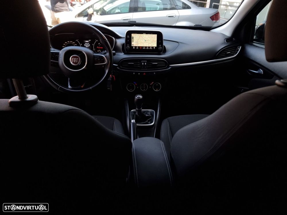 Fiat Tipo Station Wagon 1.3 M-Jet Lounge - 6